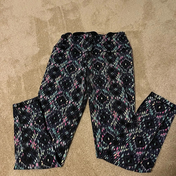 VS Sport Leggings - Picture 6 of 6